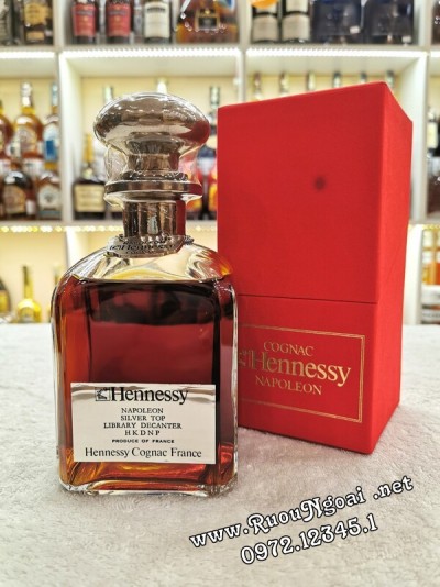 Rượu Hennessy Silver